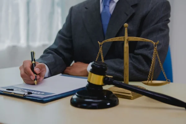 How+to+Find+the+Best+Personal+Injury+Lawyer+for+Your+Case_-1920w